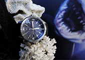 致敬潜水先锋 IWC万国表推出全新海洋时计2000自动腕表“35周年”特别版