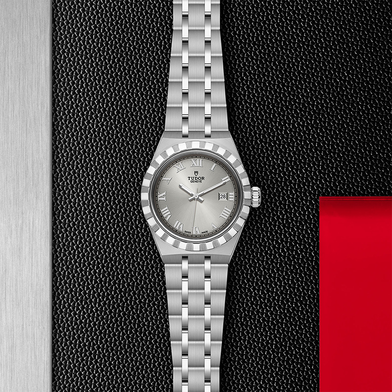 帝舵皇家系列M28300-0001
